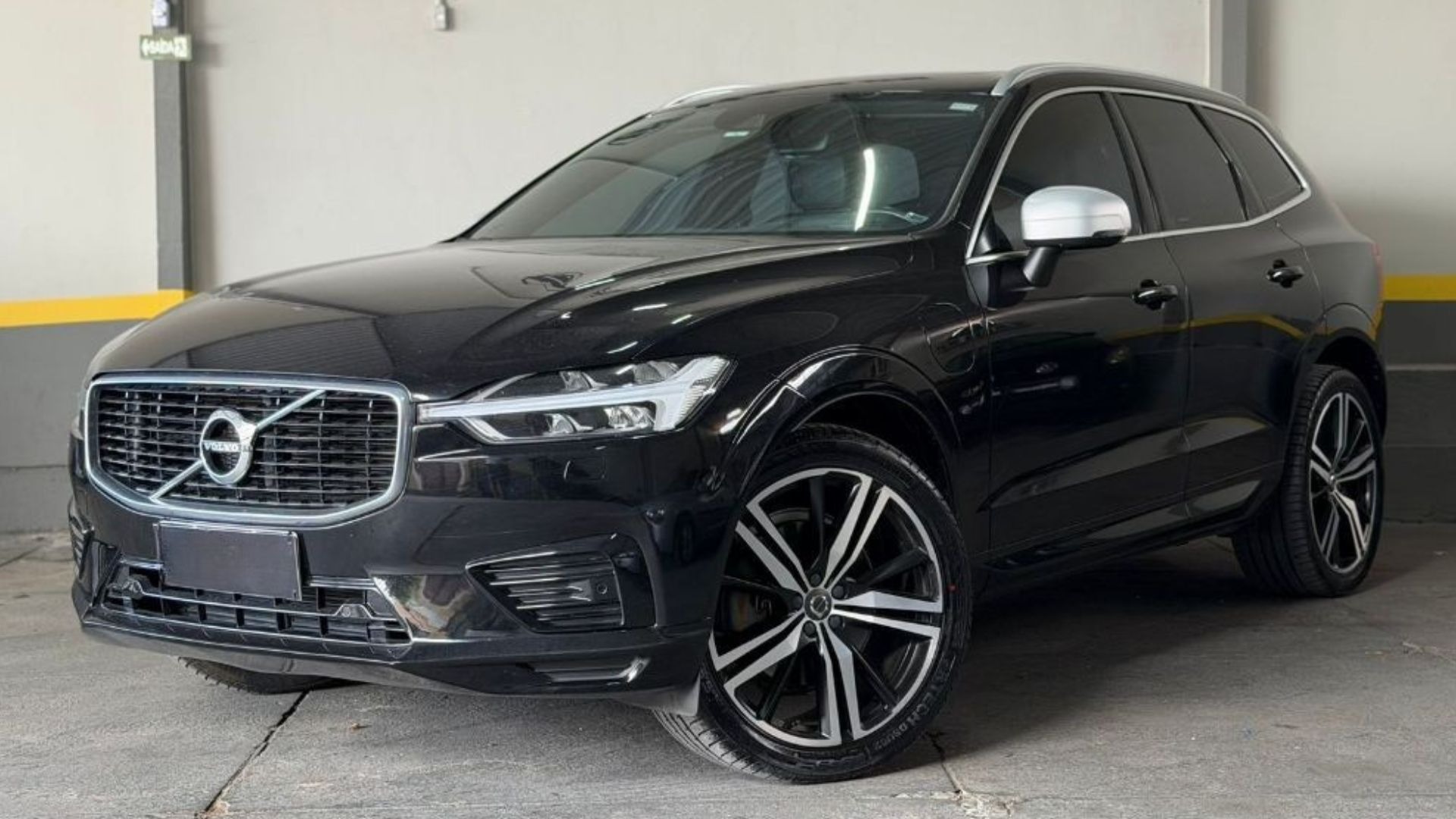 Volvo XC 60 T-8 R-DESIGN 2.0 (Híbrido)